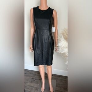 Calvin Klein Women’s Sleeveless Crew Neck Solid Sheath Dress